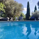 Bastide Castella Pensionat 3*